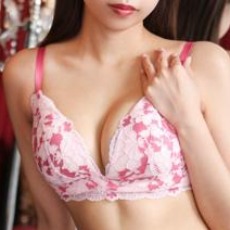江草もね