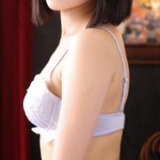 水科もえか
